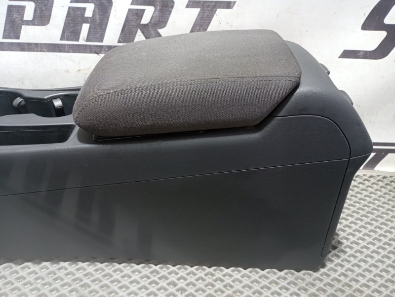 Подлокотник Audi A4 2011 B8