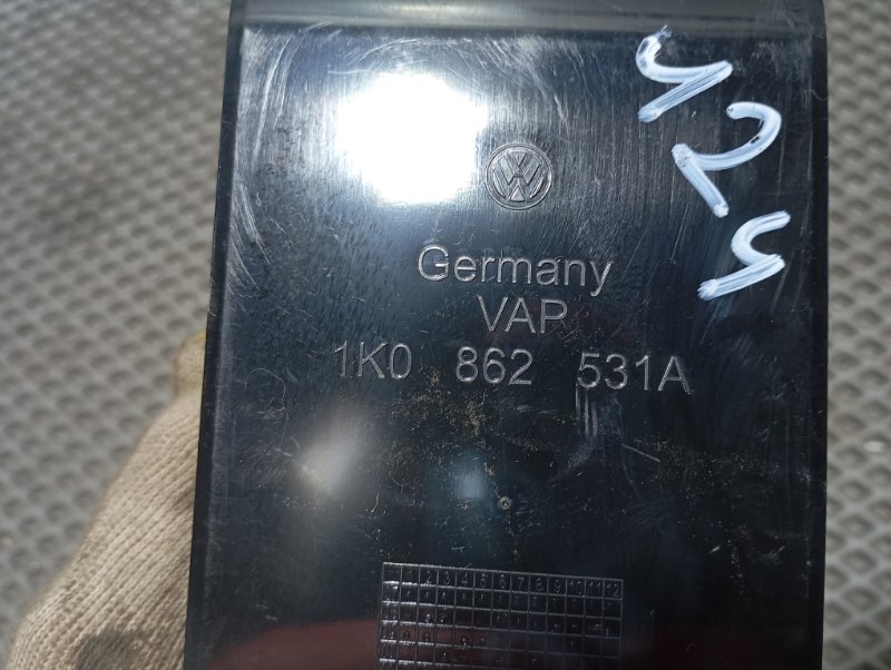 Подстаканник Volkswagen Golf 2011 Mk6