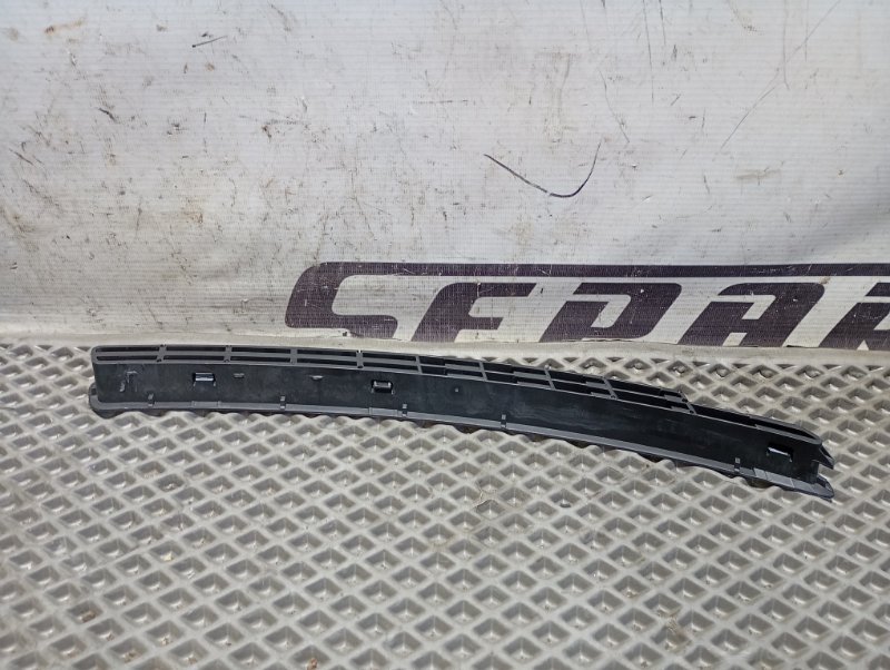 Дефлектор обдува лобового стекла Skoda YETI 2015