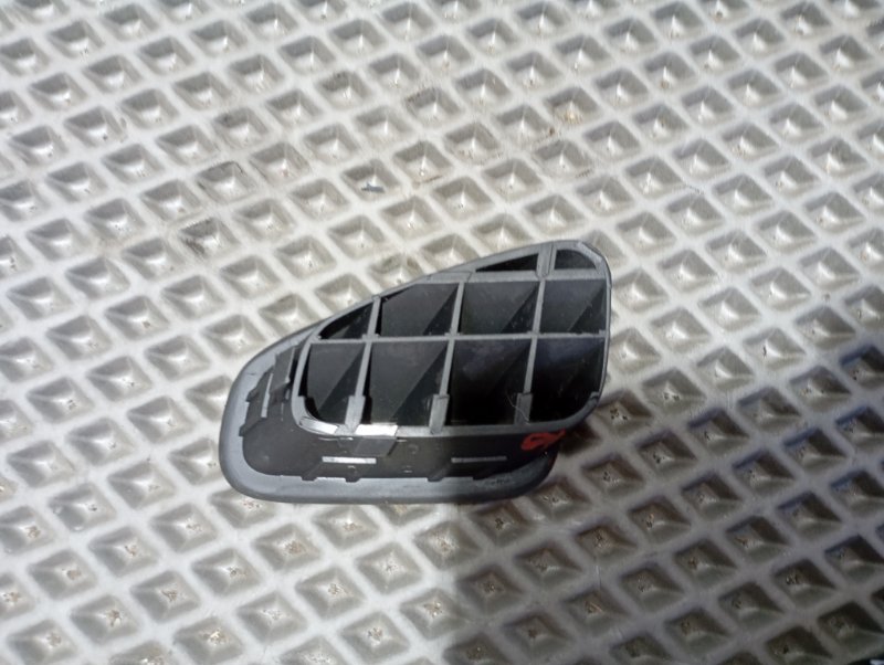 Дефлектор обдува салона Skoda YETI 2015