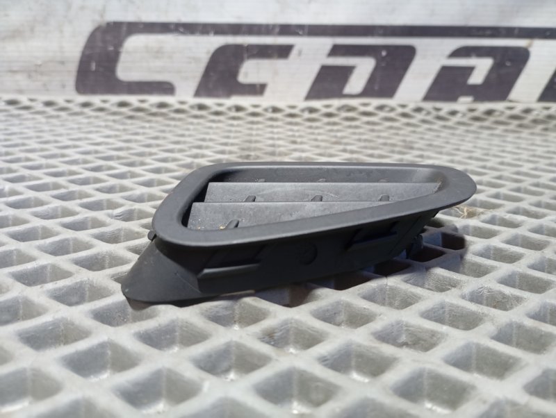 Дефлектор обдува салона Skoda YETI 2015