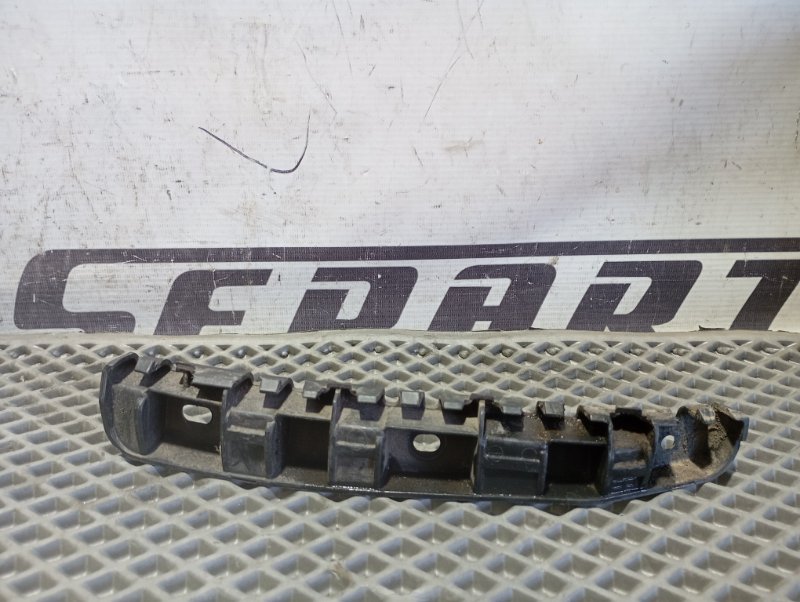 Кронштейн бампера Skoda YETI 2015