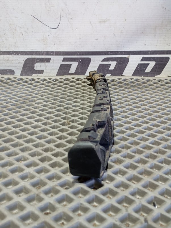 Кронштейн бампера Skoda YETI 2015