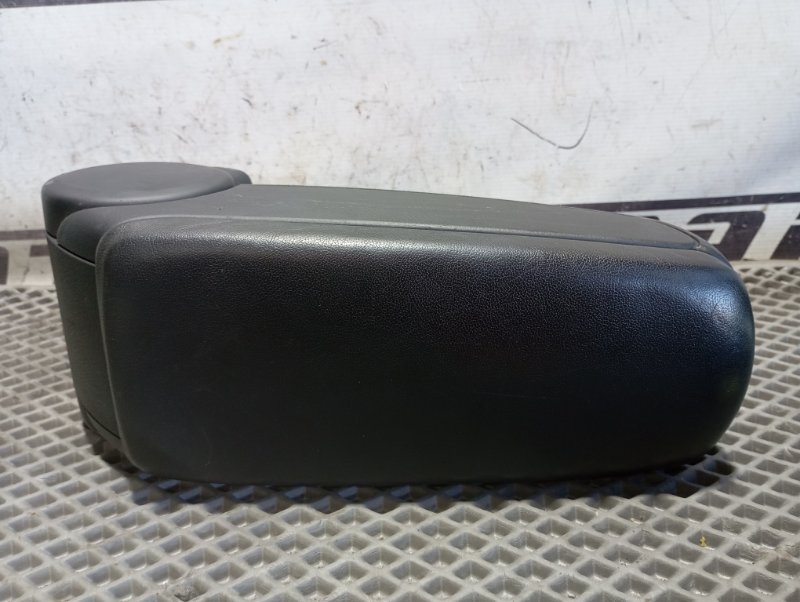 Подлокотник Audi A4 2002 B6