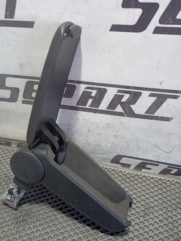 Подлокотник Audi A4 2002 B6