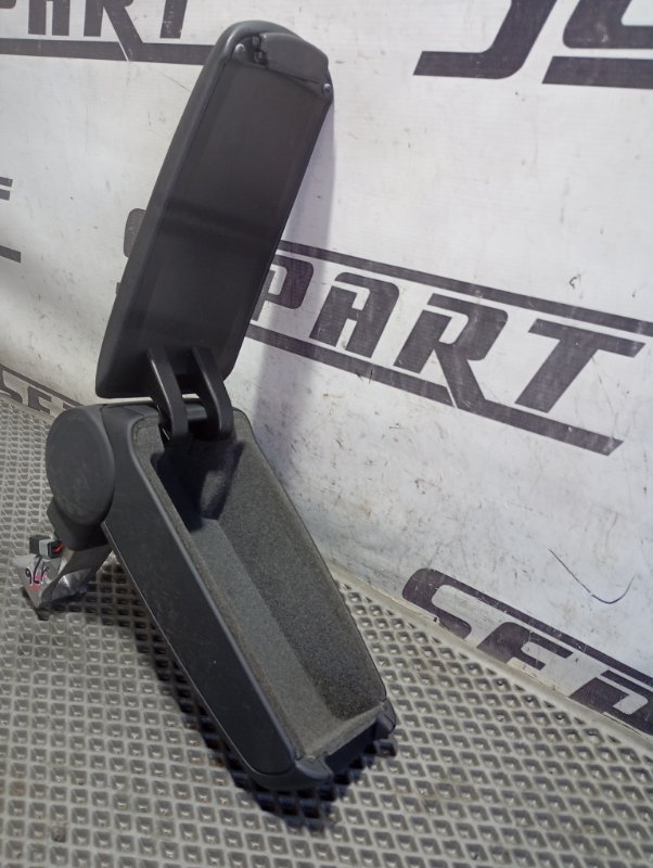 Подлокотник Audi A4 2002 B6