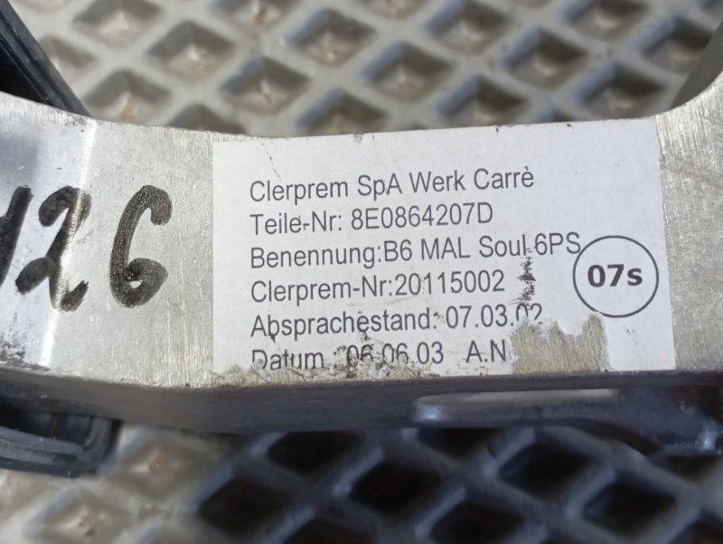 Подлокотник Audi A4 2002 B6