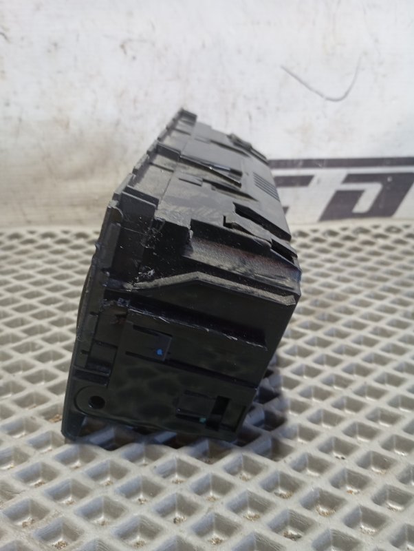 Блок управления климат-контролем Audi A4 2002 B6