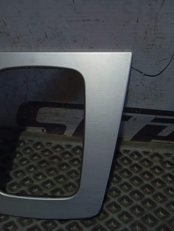 Накладка кулисы КПП Audi A4 2002 B6