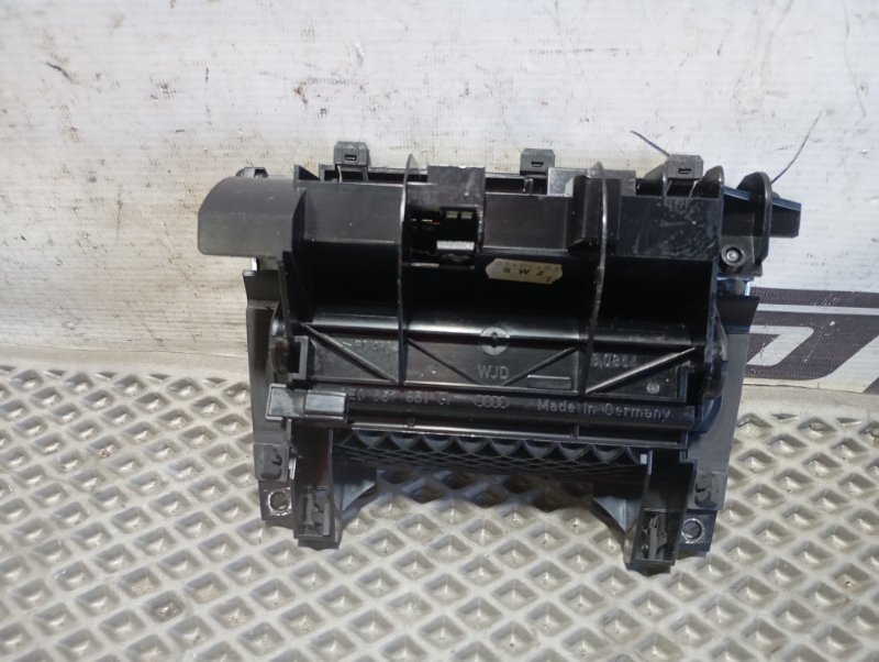 Пепельница Audi A4 2002 B6