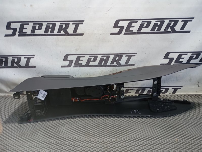 Подлокотник Audi A4 2008 B8