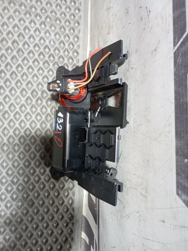 Пепельница Audi A4 2008 B8