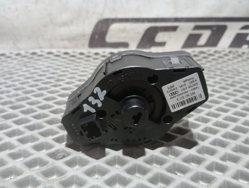 Переключатель света фар Audi A4 2008 B8