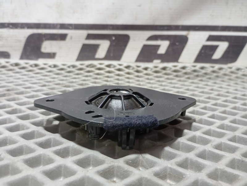 Динамик ВЧ Audi A4 2008 B8