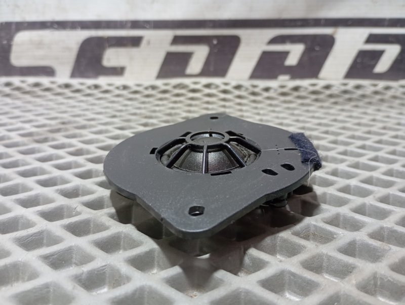 Динамик ВЧ Audi A4 2008 B8