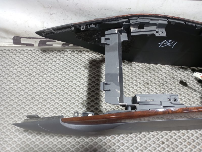 Подлокотник Audi A4 2011 B8