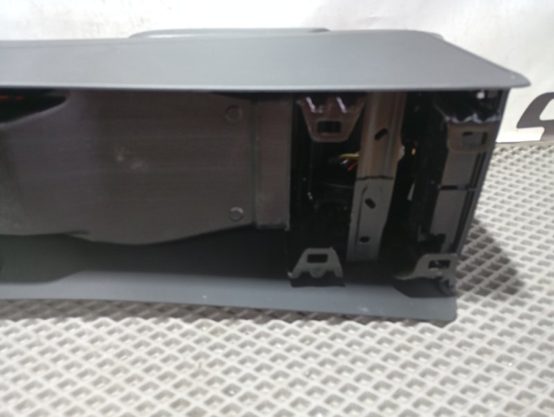 Подлокотник Audi A4 2011 B8