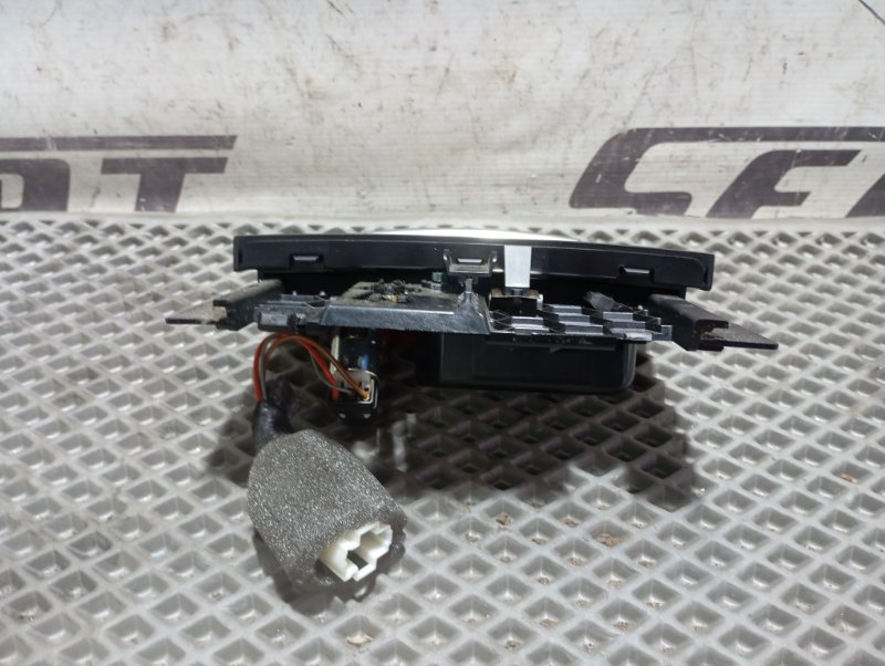 Пепельница Audi A4 2011 B8