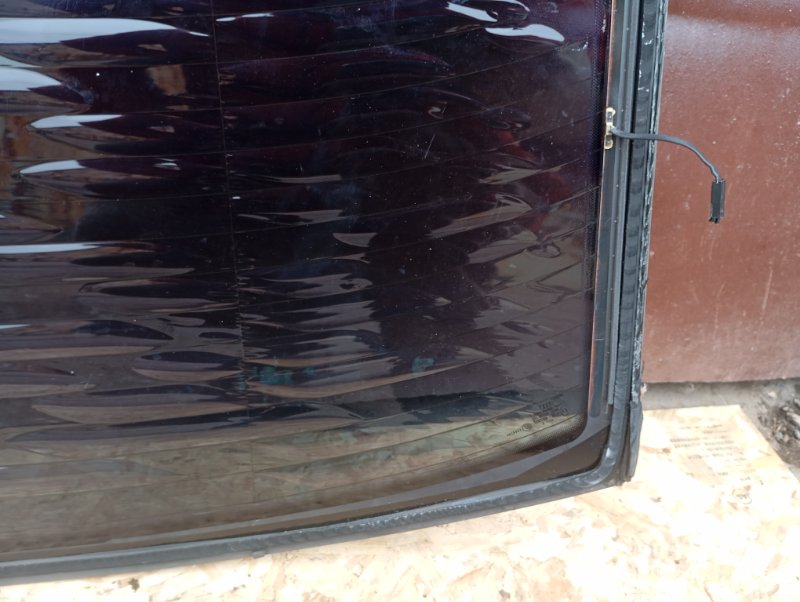 Стекло заднее Audi A4 2006 B7