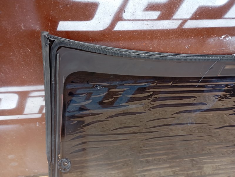 Стекло заднее Audi A4 2006 B7