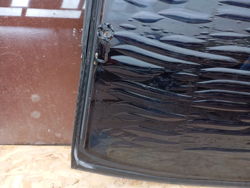 Стекло заднее Audi A4 2006 B7