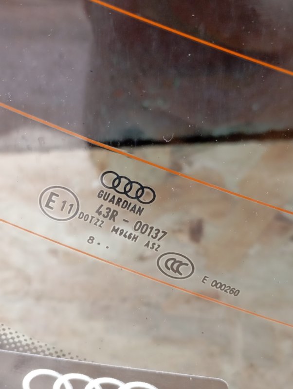 Стекло заднее Audi A6 2010 C6