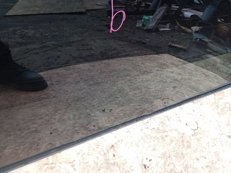 Стекло заднее Audi A6 2007 C6