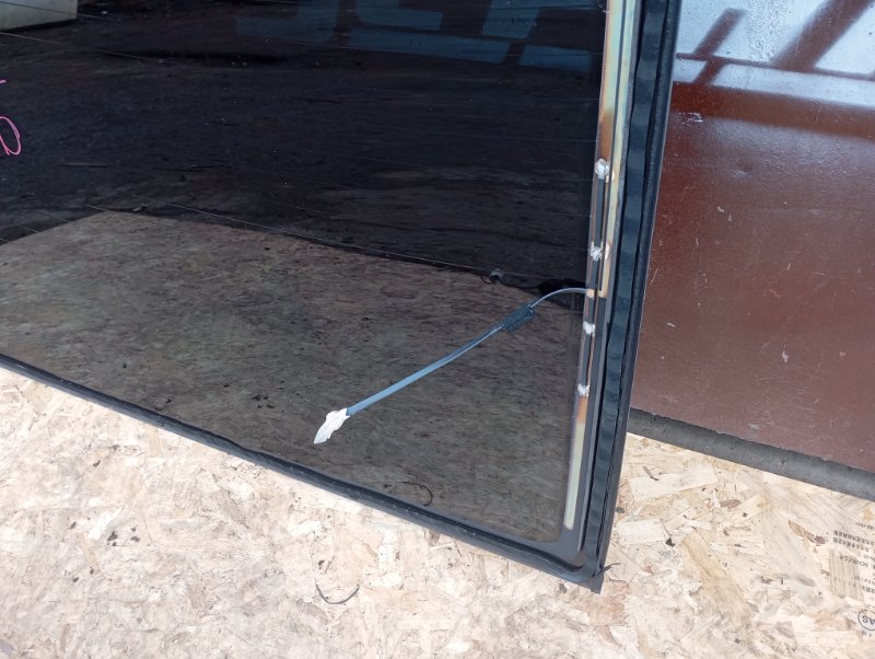 Стекло заднее Audi A6 2007 C6