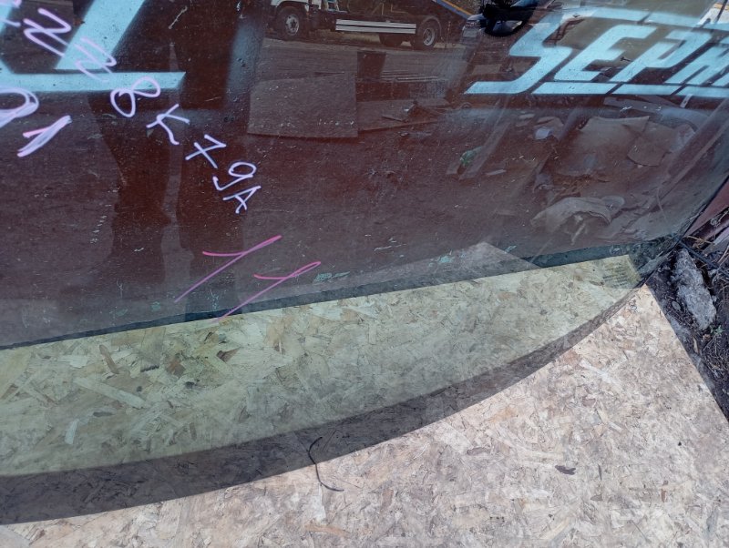 Стекло лобовое Audi A4 2008 B8