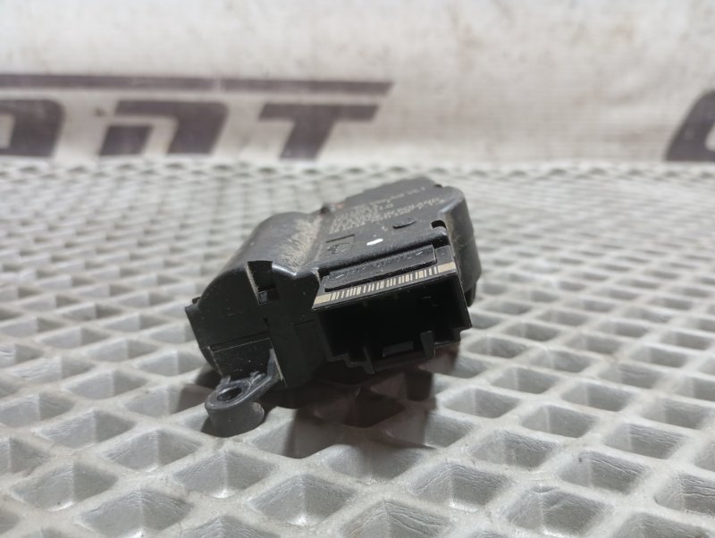 Сервопривод заслонки печки Skoda YETI 2015