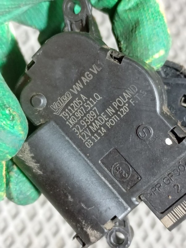 Сервопривод заслонки печки Skoda YETI 2015