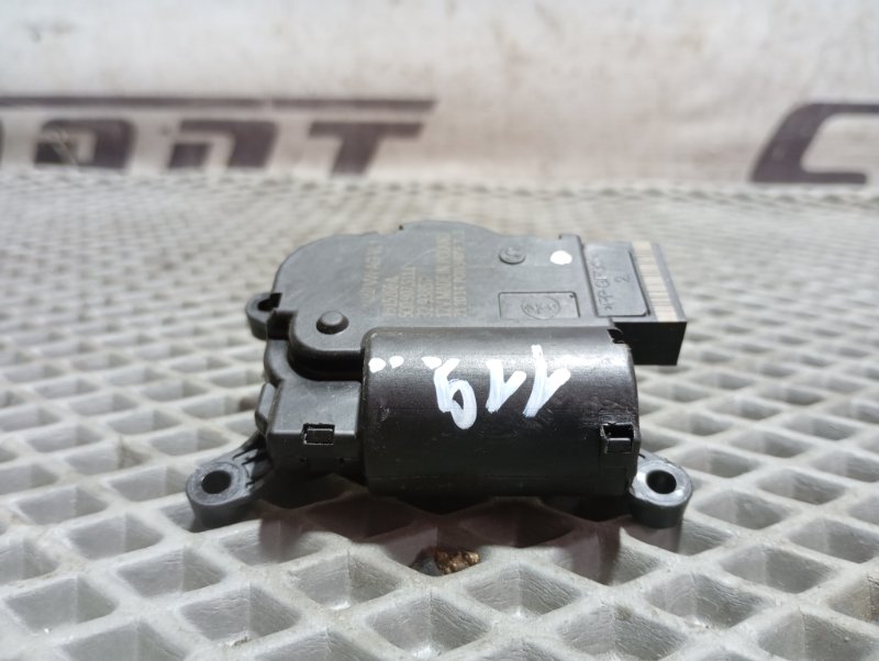 Сервопривод заслонки печки Skoda YETI 2015