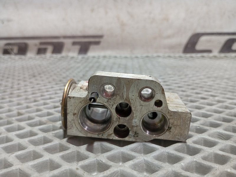 Клапан кондиционера Skoda YETI 2015