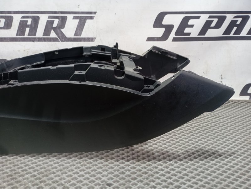 Подлокотник Audi Q5 2010 8R