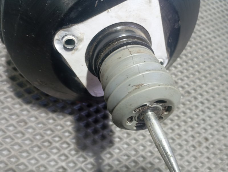 Вакуумный усилитель тормозов Skoda YETI 2015