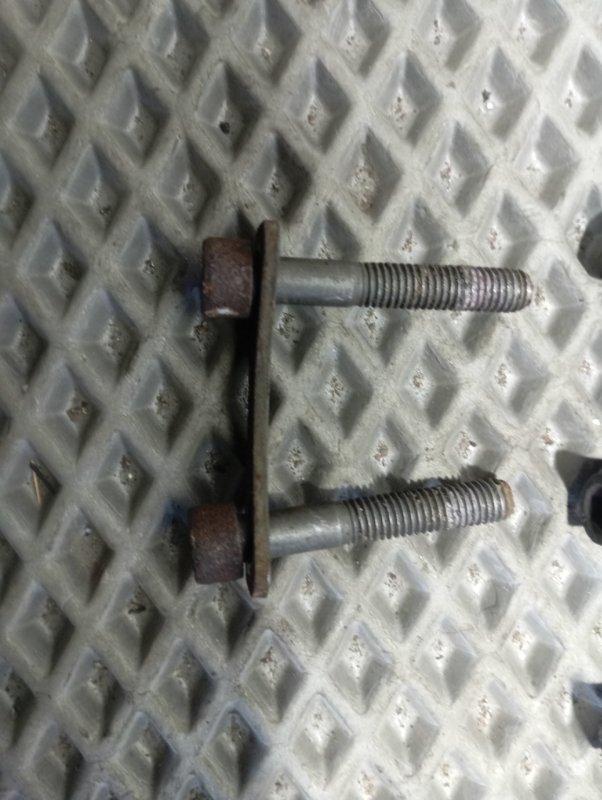 Болты развальные подвески Audi A4 2002 B6