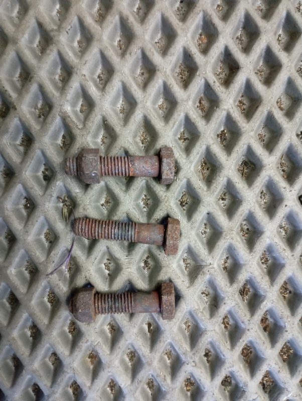 Болты развальные подвески Audi A4 2002 B6