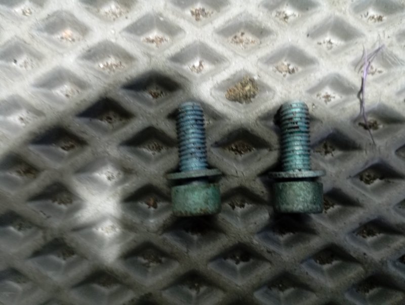 Болты развальные подвески Audi A4 2002 B6