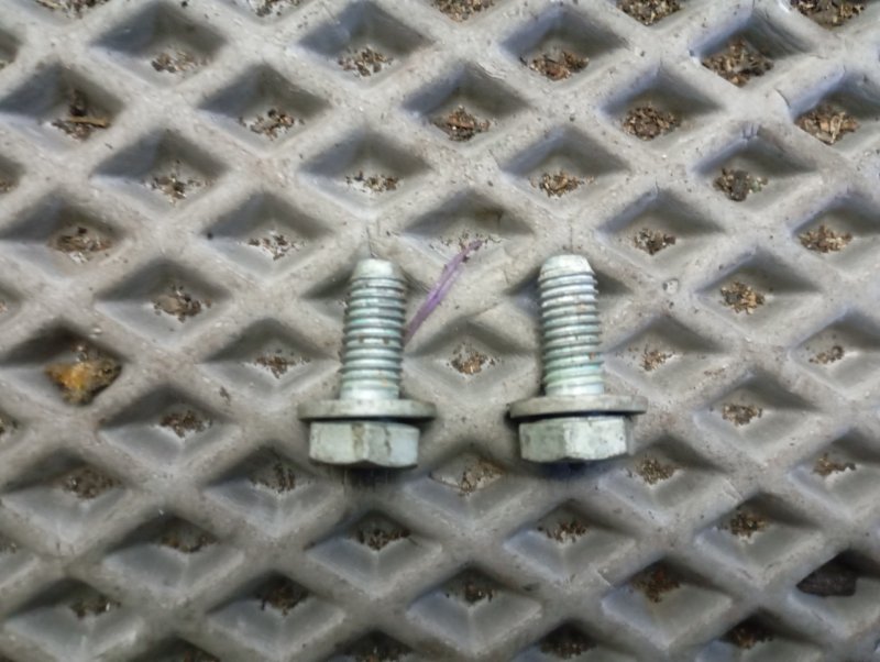 Болты развальные подвески Audi A4 2002 B6