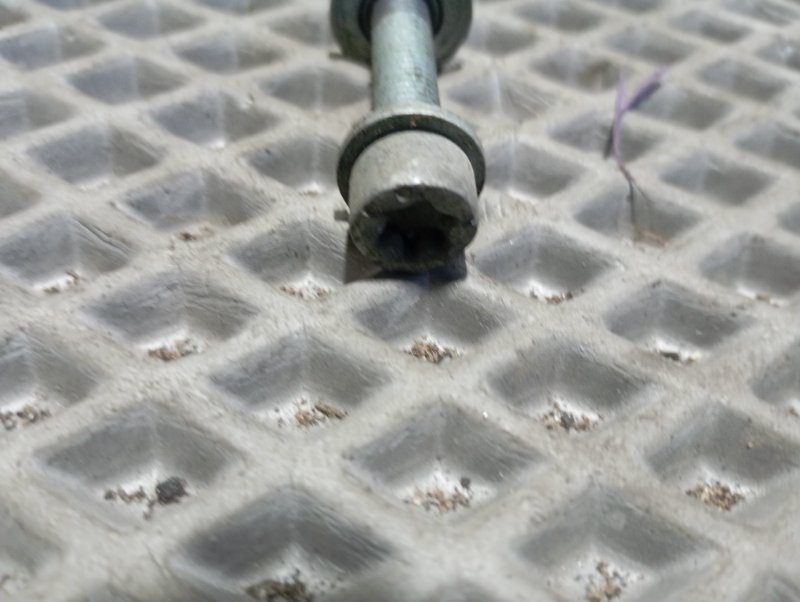 Болты развальные подвески Audi A4 2002 B6