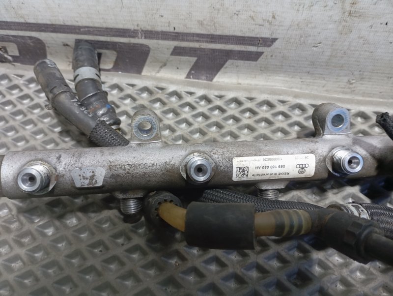 Топливная рампа Audi A6 ALLROAD 2010 C6