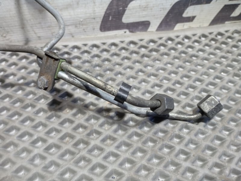 Трубка топливная Audi A6 ALLROAD 2010 C6