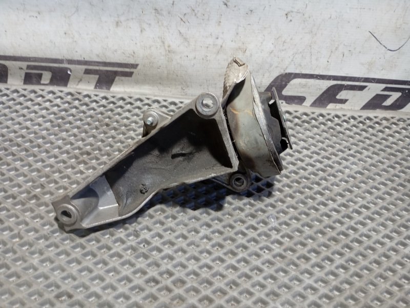 Подушка АКПП Audi A4 2002 B6