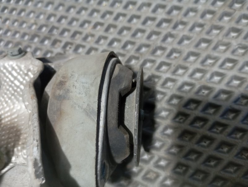 Подушка АКПП Audi A4 2002 B6