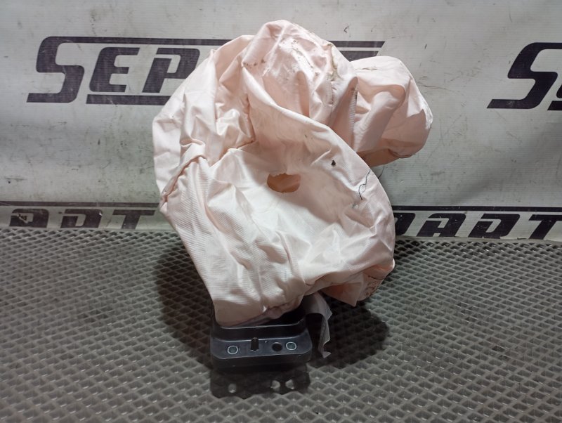 Подушка безопасности пассажирская Skoda Karoq 2024