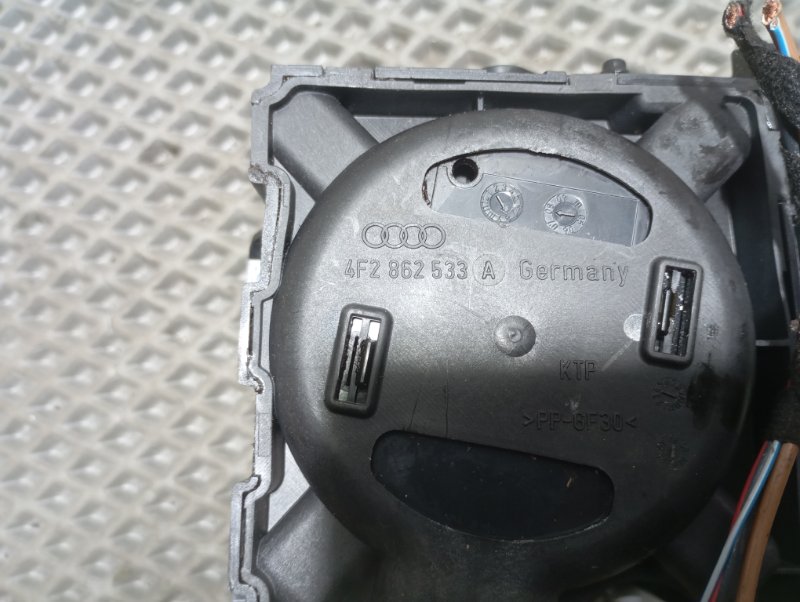 Подстаканник Audi A6 ALLROAD 2010 C6