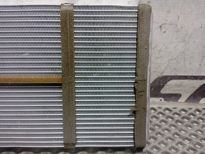 Радиатор печки Audi A4 2011 B8