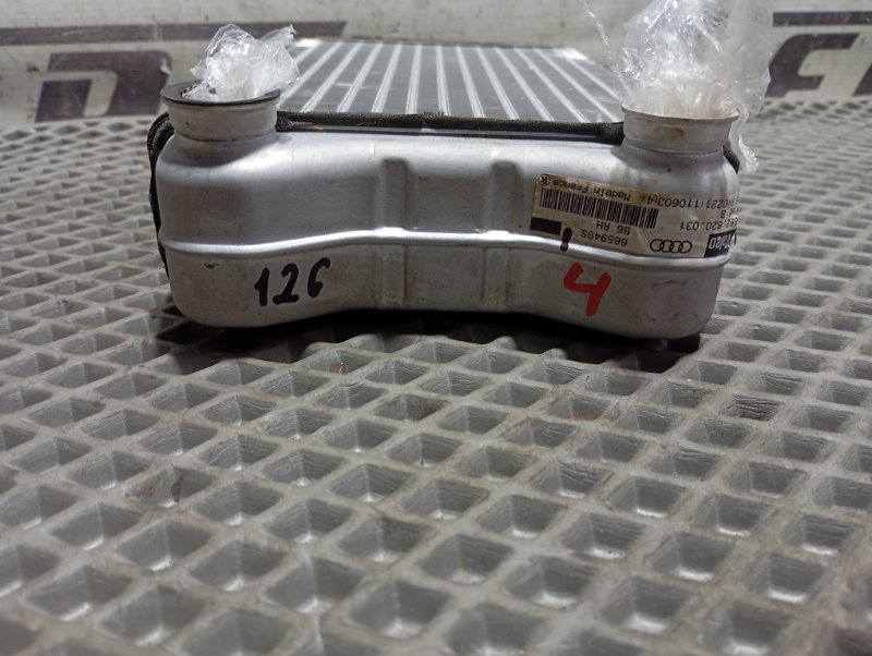 Радиатор печки Audi A4 2002 B6