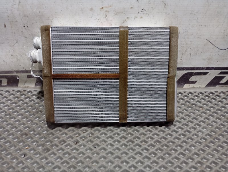 Радиатор печки Audi A4 2011 B8