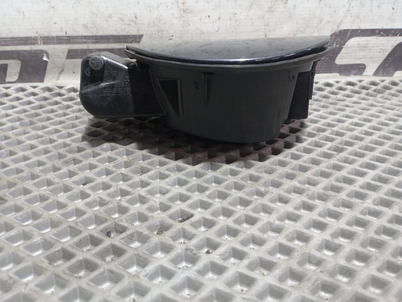 Лючок бензобака Audi A3 2011 8P